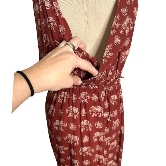 Forever 21 brown elephant print sleeveless jumpsuit size M - Picture 5 of 13